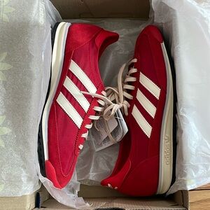 Red Adidas Originals SL 72 New In Box! In Scarlet/Cream/White (IE3475)